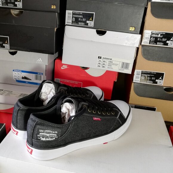 Levi's CANVAS MEN'S US SIZE 9 LIKE NEW WORN 3 TIMES NO BOX - Picture 8 of 9